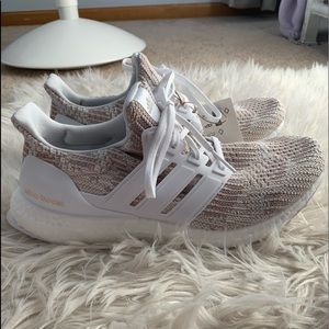 Adidas Ultraboost 4.0 DNA Size 10W or 8.5M